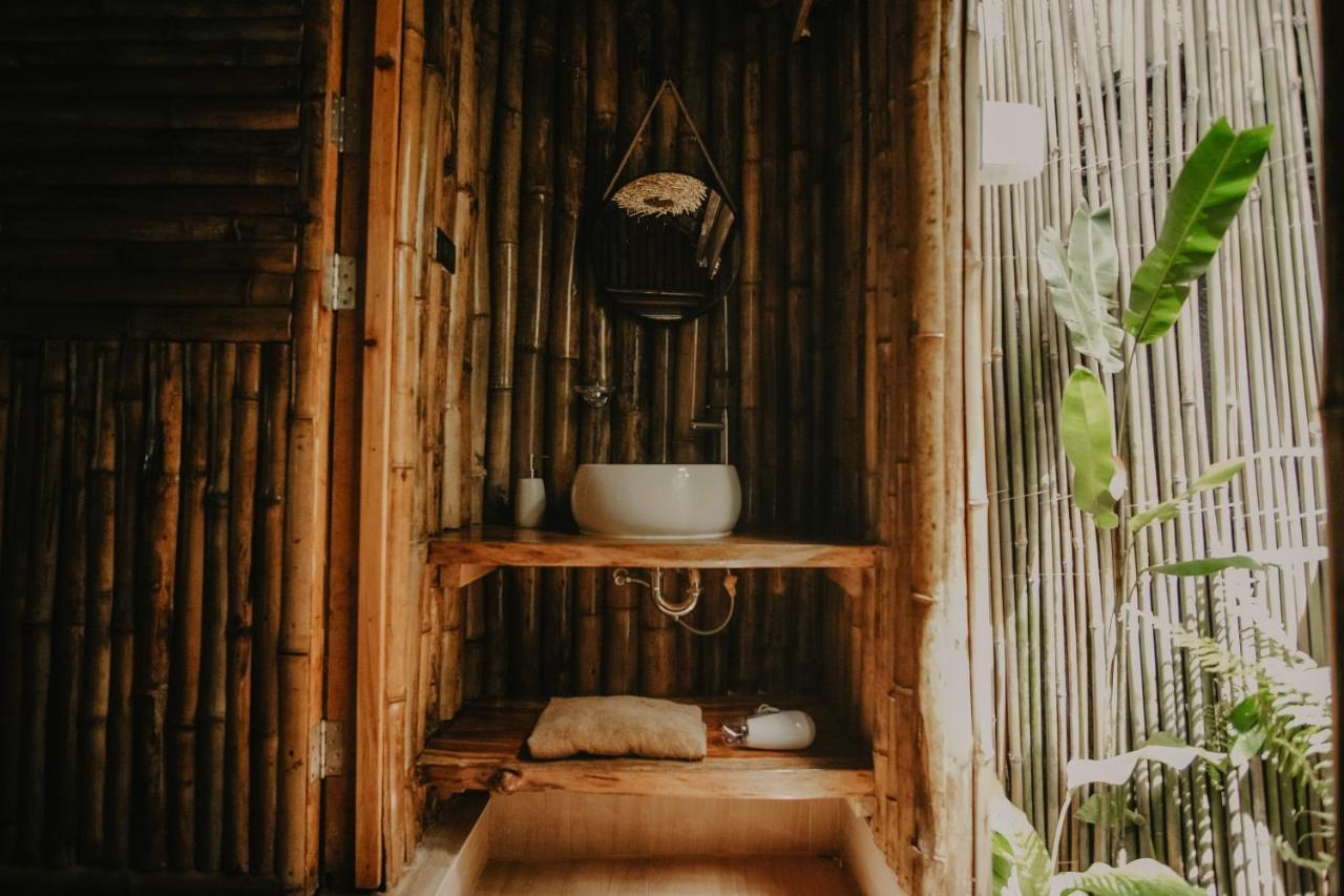 Treehouse De Valentine Villa Balamban Ngoại thất bức ảnh