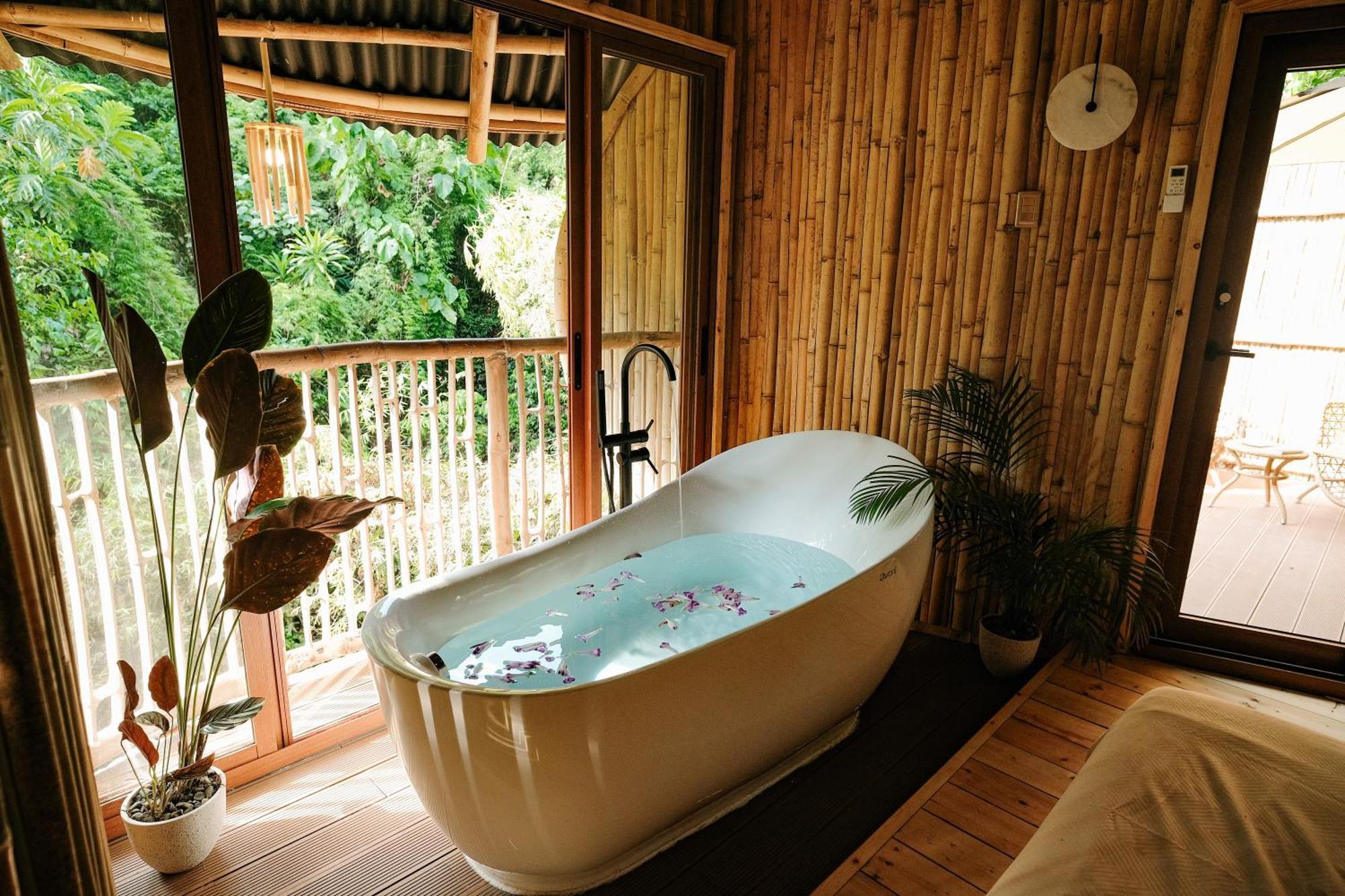 Treehouse De Valentine Villa Balamban Ngoại thất bức ảnh